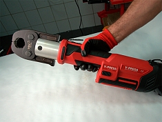 Использование пресс-клещей Voll M 35